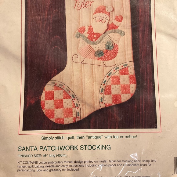 Vintage Antiqued Quilt Santa Patchwork Stocking Kit - Picture 5 of 6